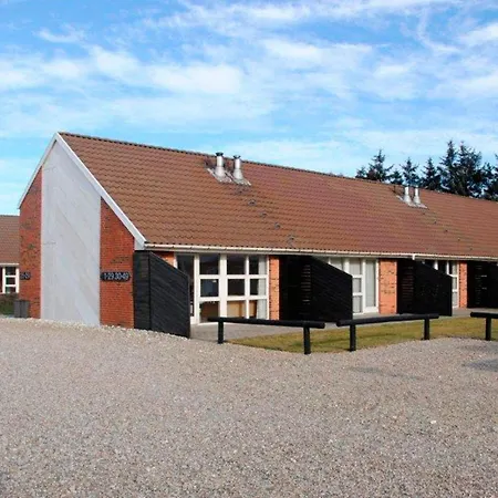 Tatil Evi 4 Person On A In