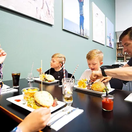 4 Person On A In * Blåvand