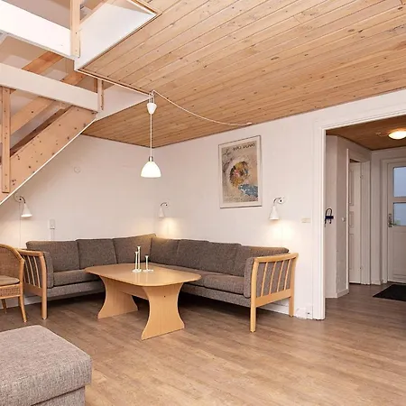 4 Person On A In Tatil Evi Blåvand