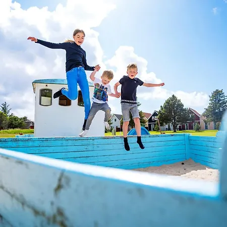 Semesterbostad 4 Person On A In *