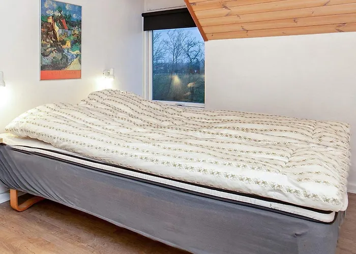 4 Person On A In * Блаванн